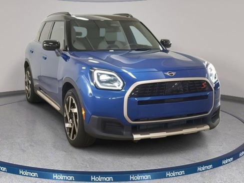 Used 2025 MINI Cooper Countryman S image 3