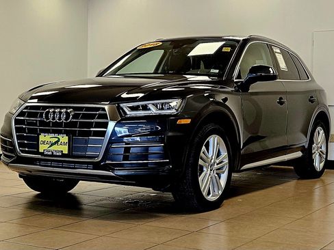 Used 2018 Audi Q5 2.0T Premium Plus w/ Premium Plus Package image 2