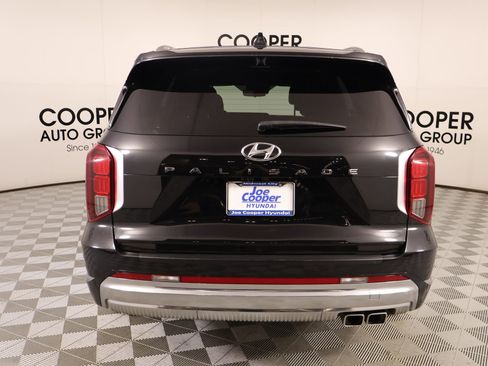 Used 2023 Hyundai Palisade Calligraphy image 25
