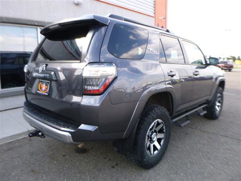 Used 2021 Toyota 4Runner TRD Off-Road Premium w/ Moonroof Package AWD/4WD image 3