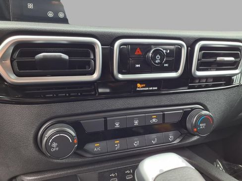 Used 2026 Nissan Sentra S w/ Floor Mat Package FWD image 8