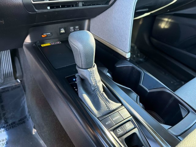 Used 2025 Toyota Camry LE w/ Convenience Package FWD image 23