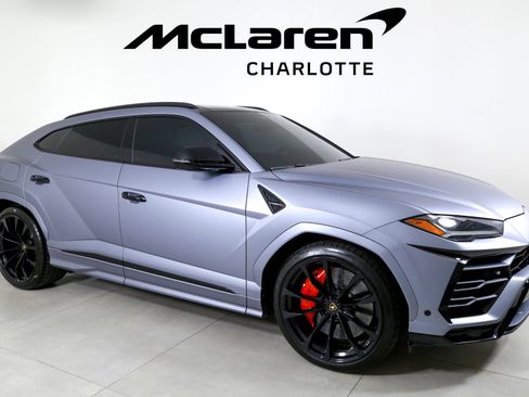 Used 2019 Lamborghini Urus image 2
