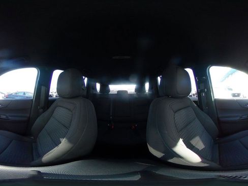 Used 2025 Chevrolet Equinox LT image 41