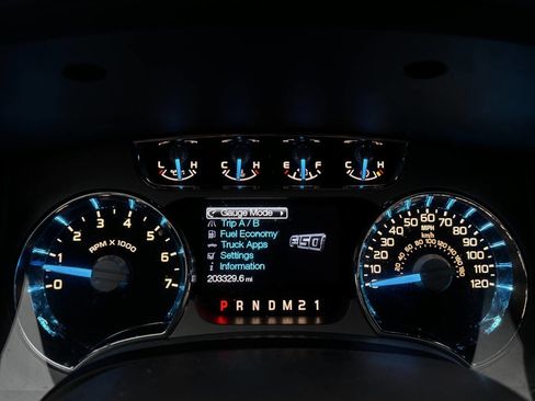 Used 2014 Ford F150 Platinum image 20