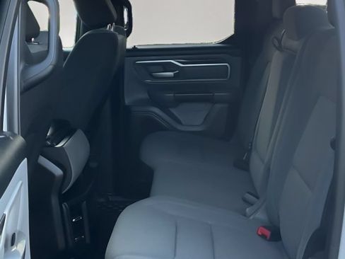Used 2021 RAM 1500 Big Horn AWD/4WD image 14