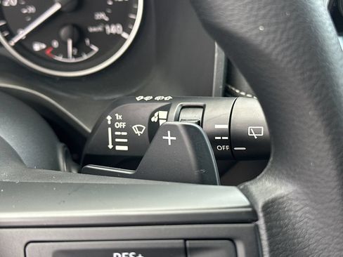 Used 2024 Nissan Rogue S AWD/4WD image 30