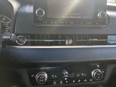 Used 2022 Mitsubishi Outlander SEL Black Edition image 31