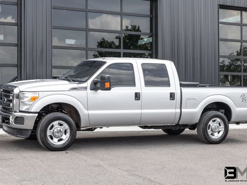 Used 2016 Ford F250 XLT AWD/4WD image 3