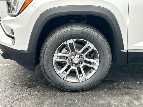 New 2026 GMC Terrain Elevation w/ Technology Package II AWD/4WD image 13