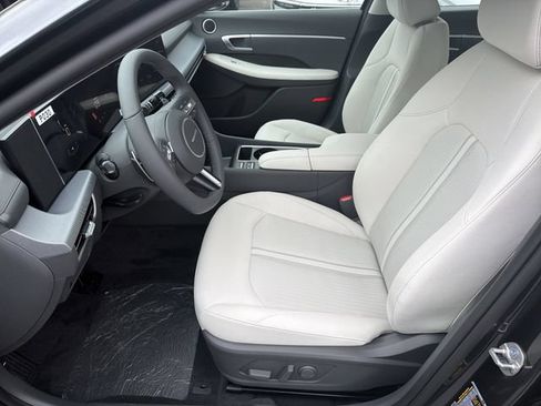 New 2026 Hyundai Sonata SEL FWD image 11