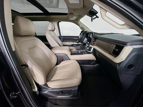 Used 2024 Ford Expedition Max Limited image 34