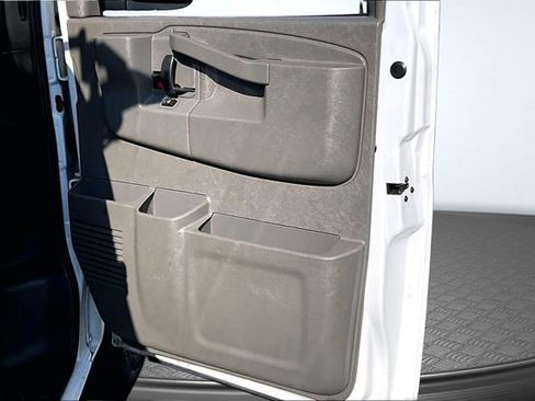 Used 2022 Chevrolet Express 2500 w/ Driver Convenience Package image 26