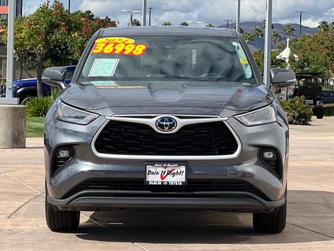 Certified 2024 Toyota Highlander LE image 11