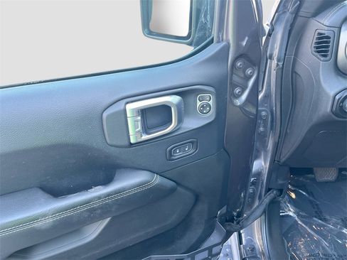 Used 2018 Jeep Wrangler Unlimited Rubicon image 17