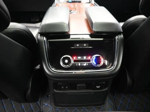 Used 2020 Lincoln Navigator Reserve w/ Luxury Package AWD/4WD image 23
