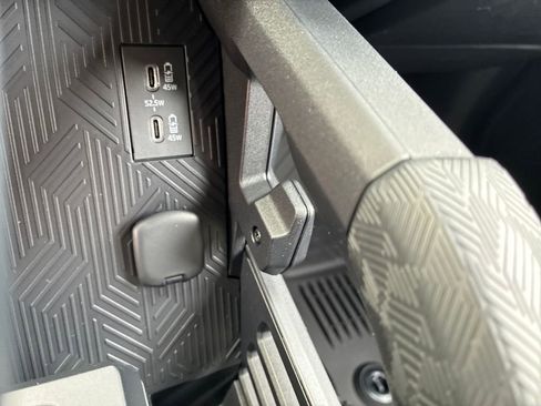 New 2026 Toyota 4Runner SR5 image 27