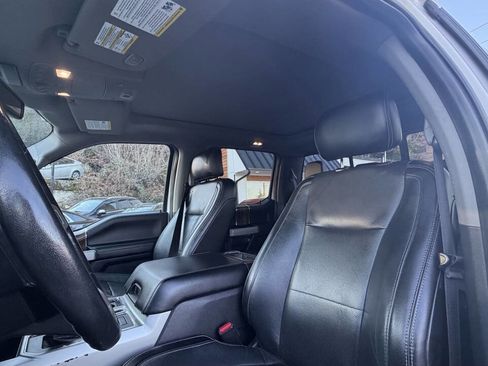 Used 2017 Ford F150 Lariat w/ Equipment Group 502A Luxury image 28