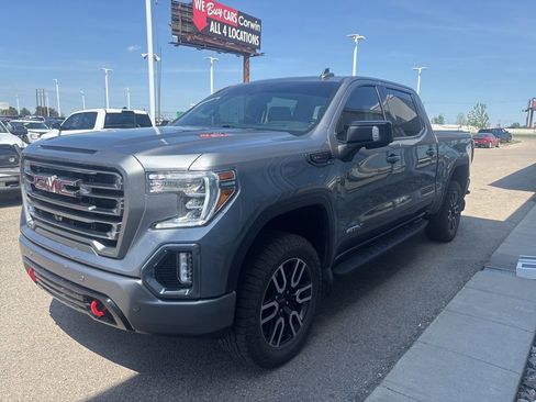 Used 2021 GMC Sierra 1500 AT4 w/ AT4 Premium Package AWD/4WD image 3