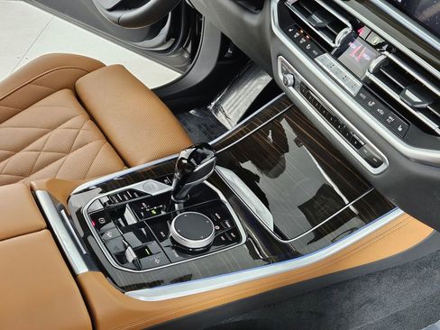 Certified 2023 BMW X5 xDrive45e w/ Parking Assistance Package image 15