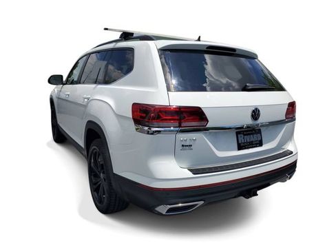 Used 2023 Volkswagen Atlas SE FWD image 3