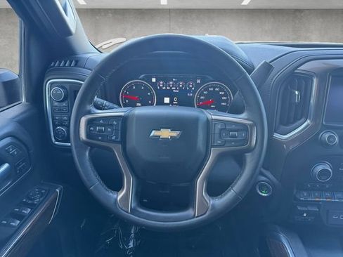 Used 2022 Chevrolet Silverado 2500 High Country w/ Z71 Off-Road Package image 21