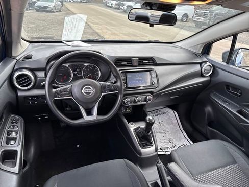 Used 2020 Nissan Versa S image 11