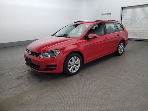 Used 2017 Volkswagen Golf S AWD/4WD image 2