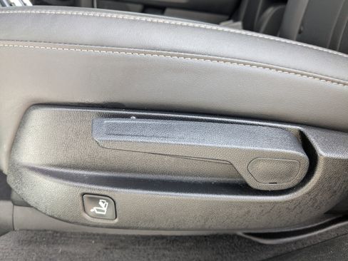 Certified 2022 Kia Sorento EX w/ Panoramic Sunroof Package image 17