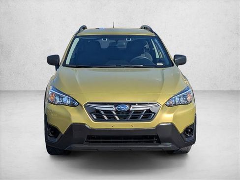 Used 2021 Subaru Crosstrek 2.0i image 2