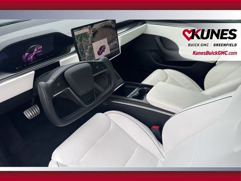 Used 2022 Tesla Model S Plaid image 19