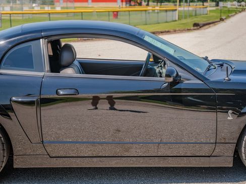 Used 2003 Ford Mustang Cobra RWD image 14