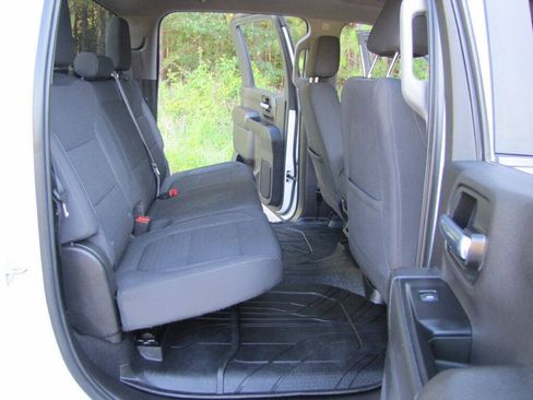 Used 2022 Chevrolet Silverado 2500 LT w/ Fleet Comfort Package AWD/4WD image 19