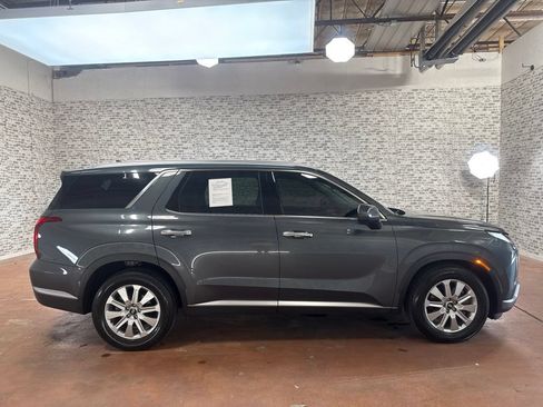 Used 2023 Hyundai Palisade SEL FWD image 8