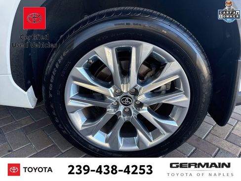 Certified 2025 Toyota Highlander Limited image 13