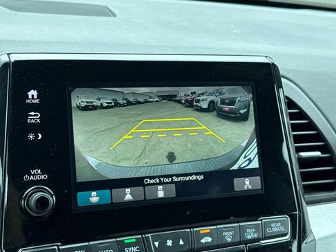 Used 2023 Honda Odyssey EX-L image 29