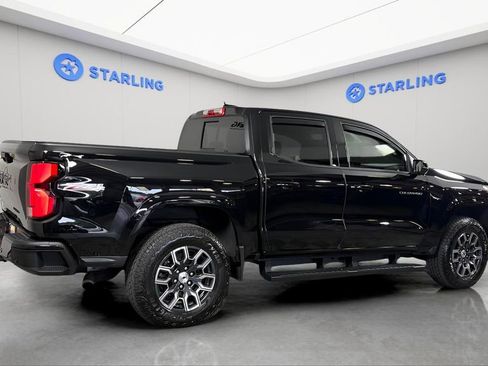 Used 2024 Chevrolet Colorado Z71 w/ Z71 Convenience Package 2 AWD/4WD image 11