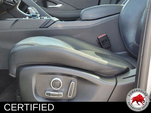 Used 2021 Jaguar E-PACE SE image 26