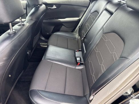 Used 2023 Kia Forte GT-Line FWD image 17
