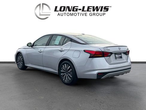 Used 2023 Nissan Altima 2.5 SV image 4