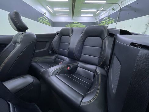 Used 2017 Ford Mustang GT Premium image 26