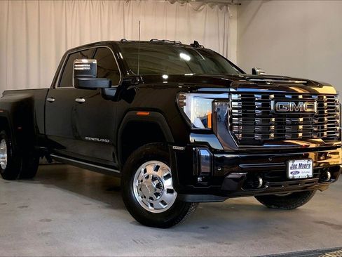 Used 2024 GMC Sierra 3500 Denali Ultimate image 34