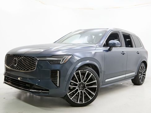 Certified 2025 Volvo XC90 B6 Ultra image 1