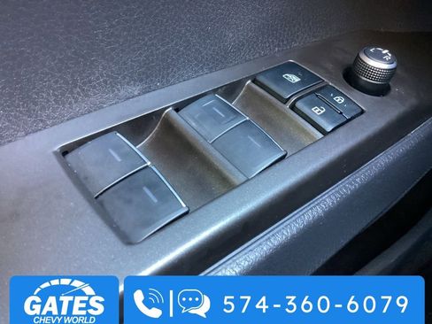 Used 2022 Toyota Camry XLE image 20