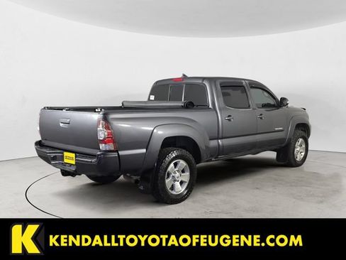 Used 2014 Toyota Tacoma 4x4 Double Cab w/ TRD Sport Package image 5