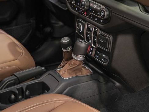 Used 2024 Jeep Wrangler Unlimited Rubicon 392 image 63