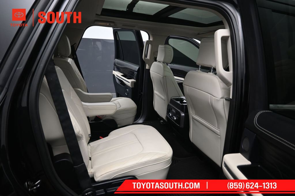 Used 2021 Ford Expedition Platinum AWD/4WD image 34