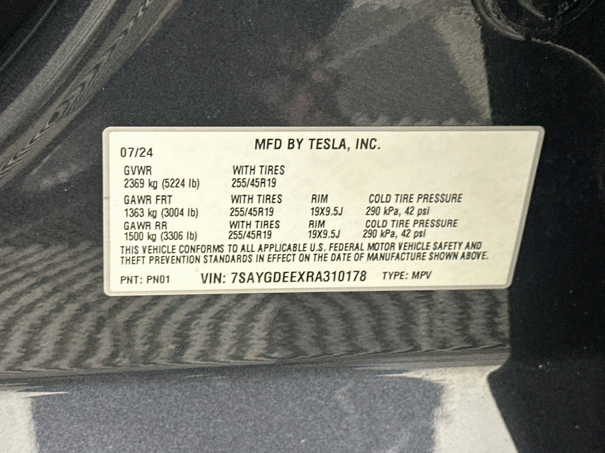 Used 2024 Tesla Model Y Long Range AWD/4WD image 12