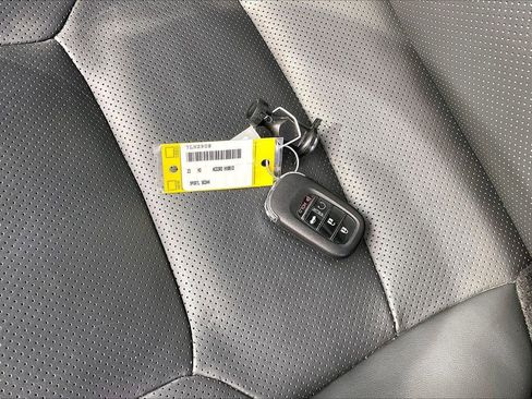 Used 2023 Honda Accord Sport image 31