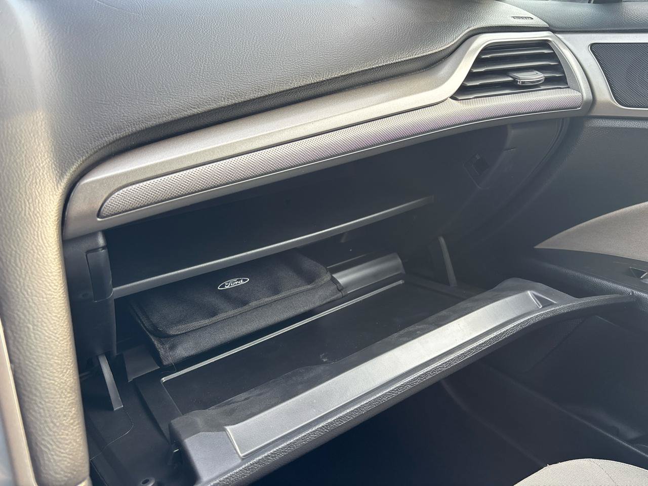 Used 2018 Ford Fusion S FWD image 19
